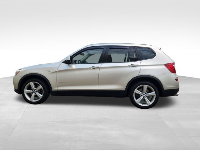Used 2017 BMW X3 sDrive28i RWD image 6