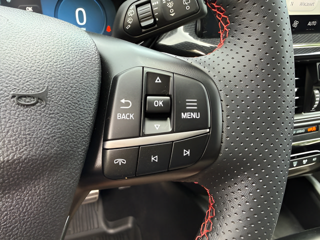 Certified 2023 Ford Escape ST-Line Elite w/ Premium Technology Package AWD/4WD image 22