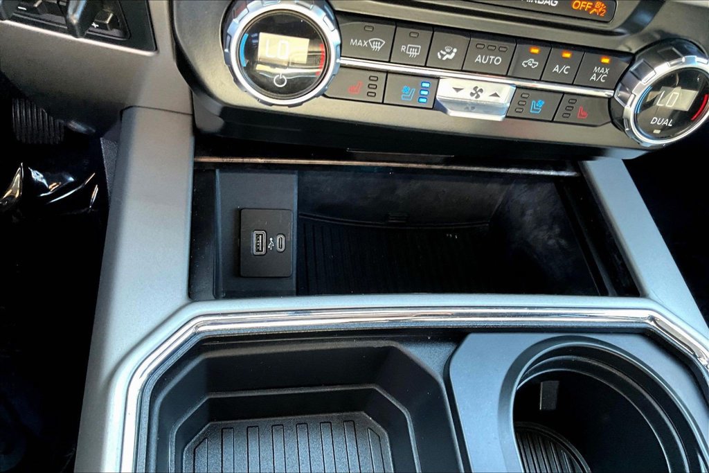 Certified 2022 Ford F250 4x4 Crew Cab Super Duty image 19