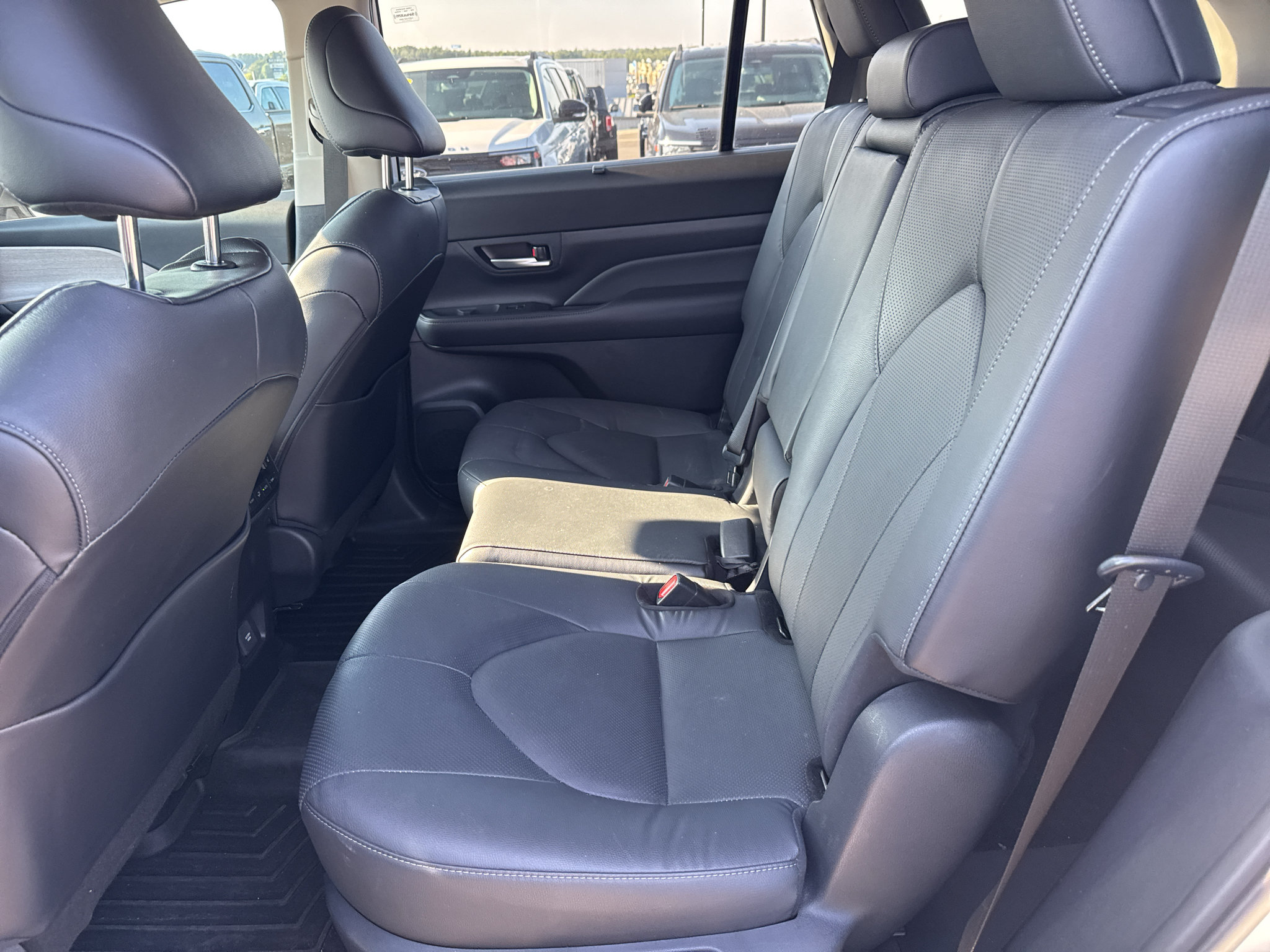 Used 2024 Toyota Grand Highlander FWD image 9