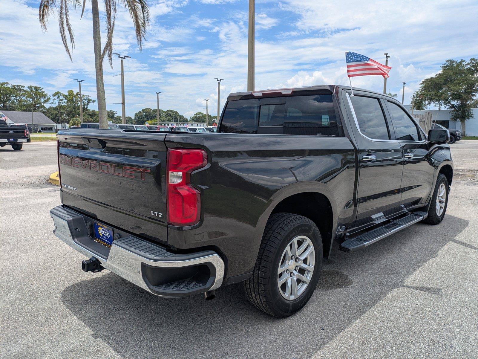 Used 2021 Chevrolet Silverado 1500 LTZ w/ Safety Package II RWD image 8