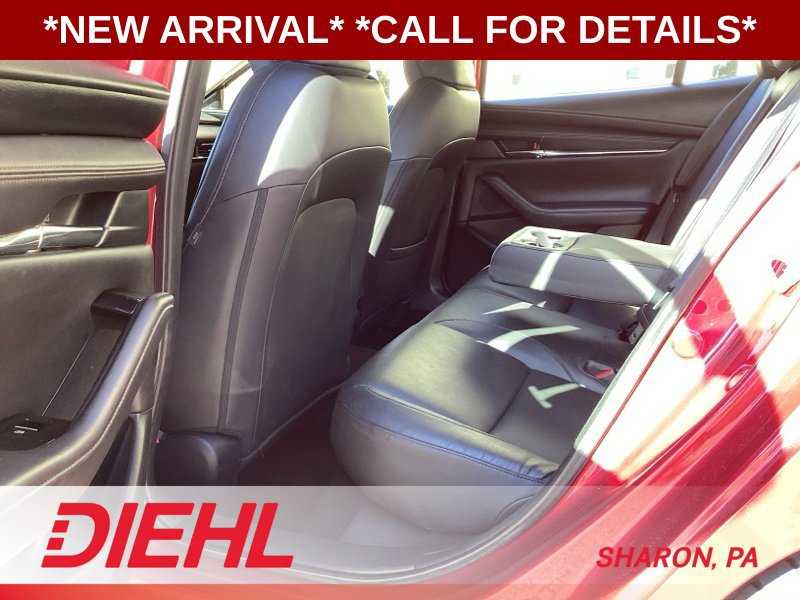Used 2019 MAZDA MAZDA3 Sedan w/ Preferred Package FWD image 17