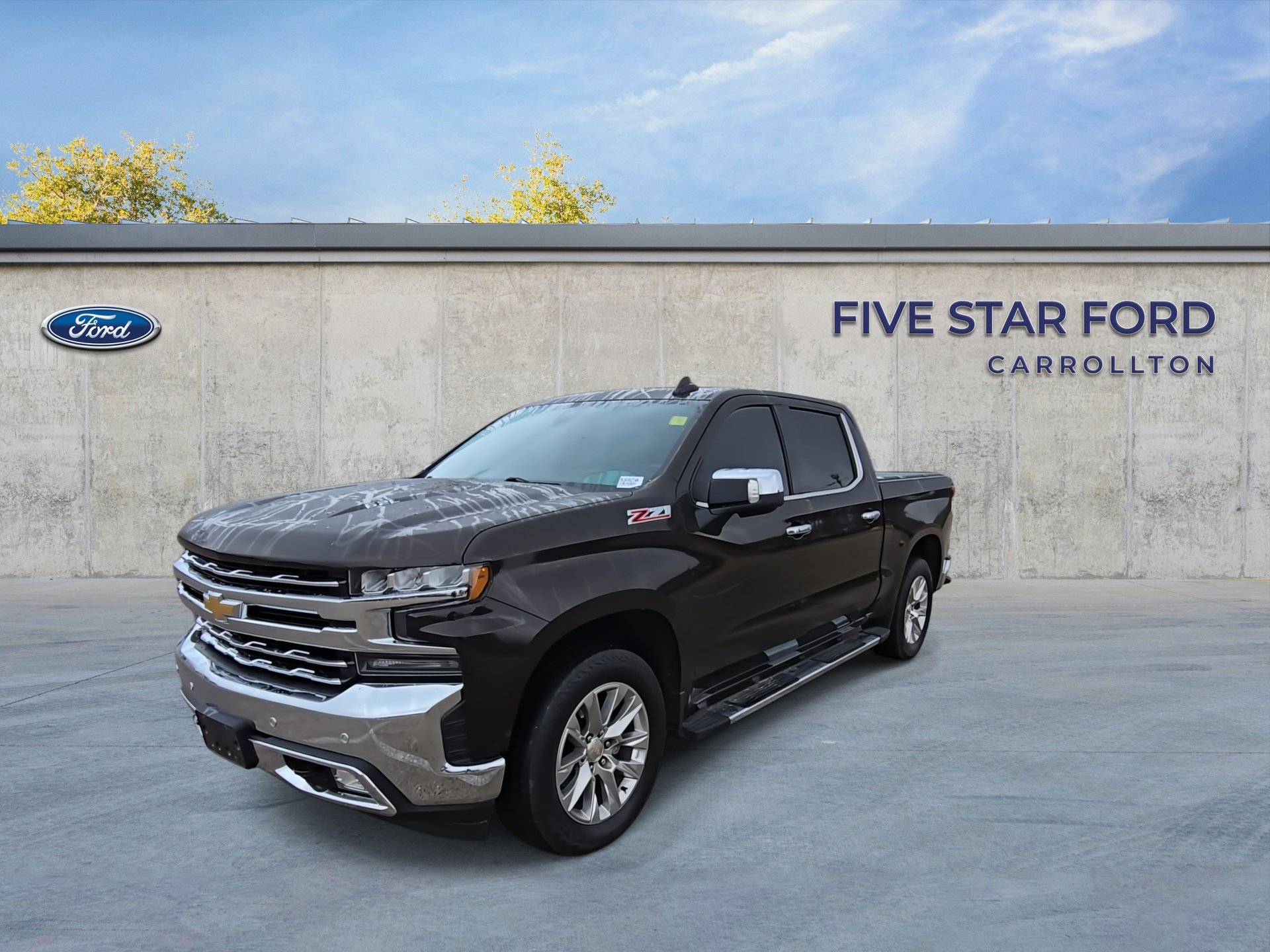 Used 2019 Chevrolet Silverado 1500 LTZ w/ LTZ Premium Package image 5