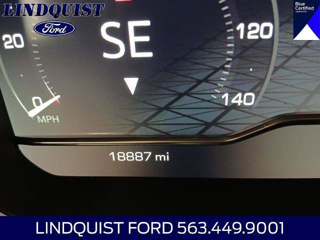 Used 2024 GMC Sierra 1500 AT4 w/ Technology Package AWD/4WD image 14