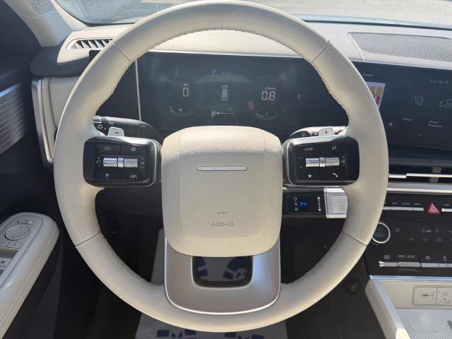 Used 2025 Hyundai Santa Fe SEL AWD/4WD image 15