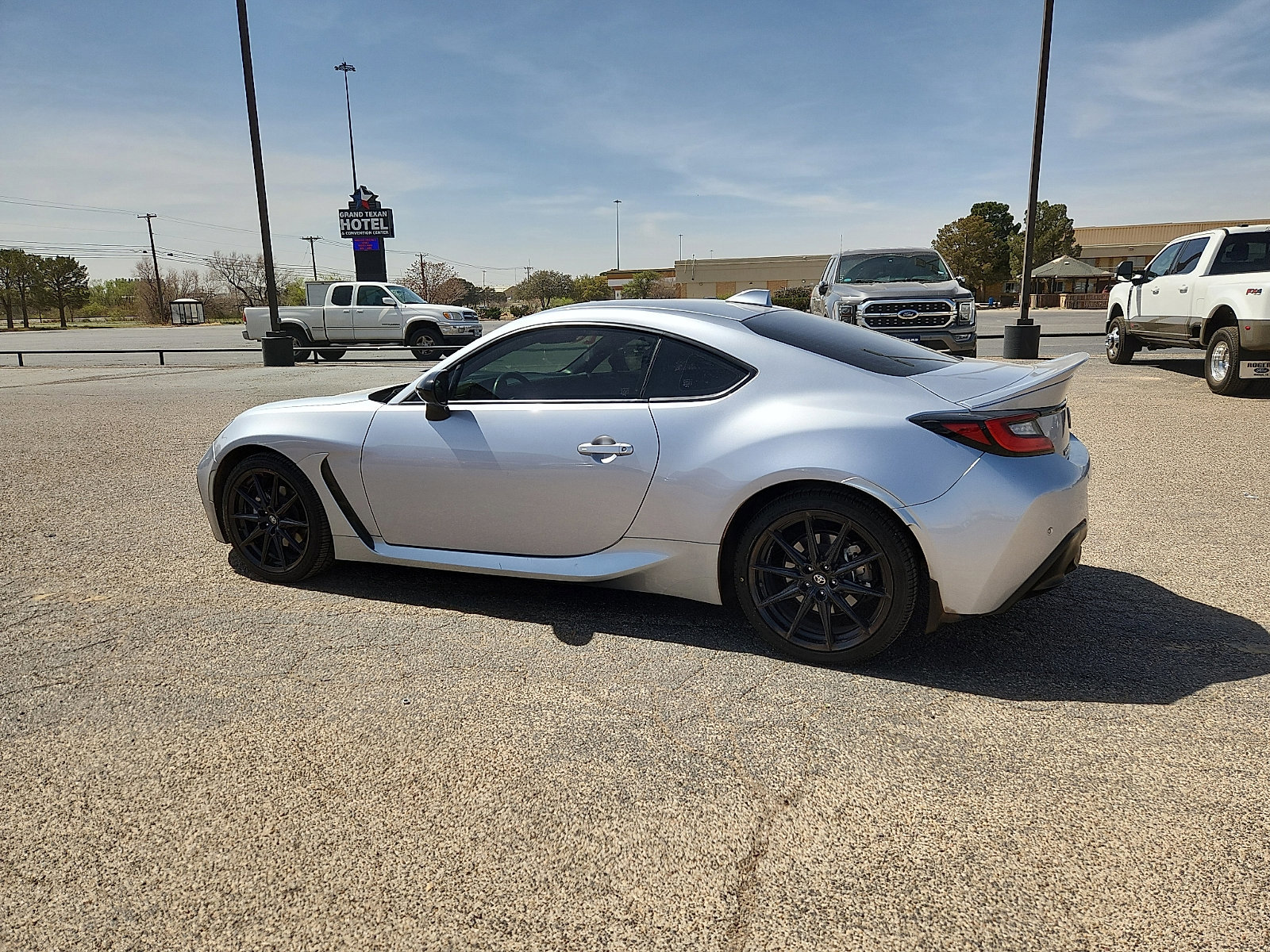 Used 2022 Toyota GR86 Premium image 2