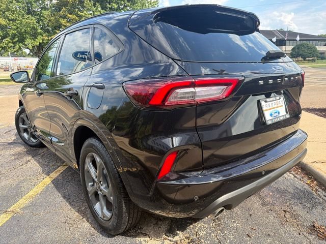 Certified 2024 Ford Escape ST-Line w/ Tech Pack #1 AWD/4WD image 5