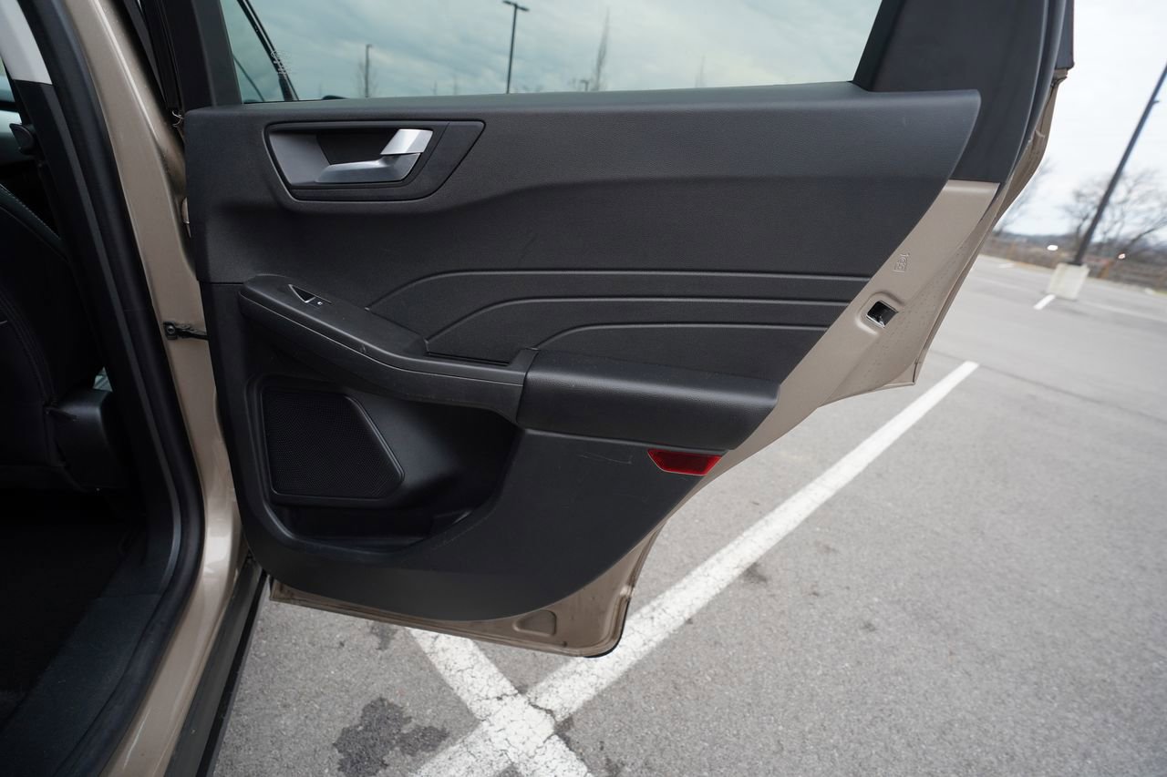 Certified 2021 Ford Escape SEL FWD image 23