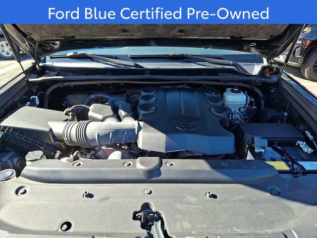 Used 2022 Toyota 4Runner Limited AWD/4WD image 32