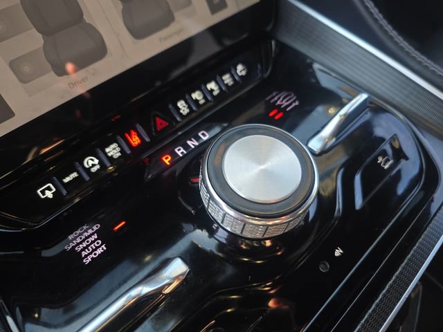 Used 2024 Jeep Grand Wagoneer Series II w/ Quick Order Packagew 28T image 18