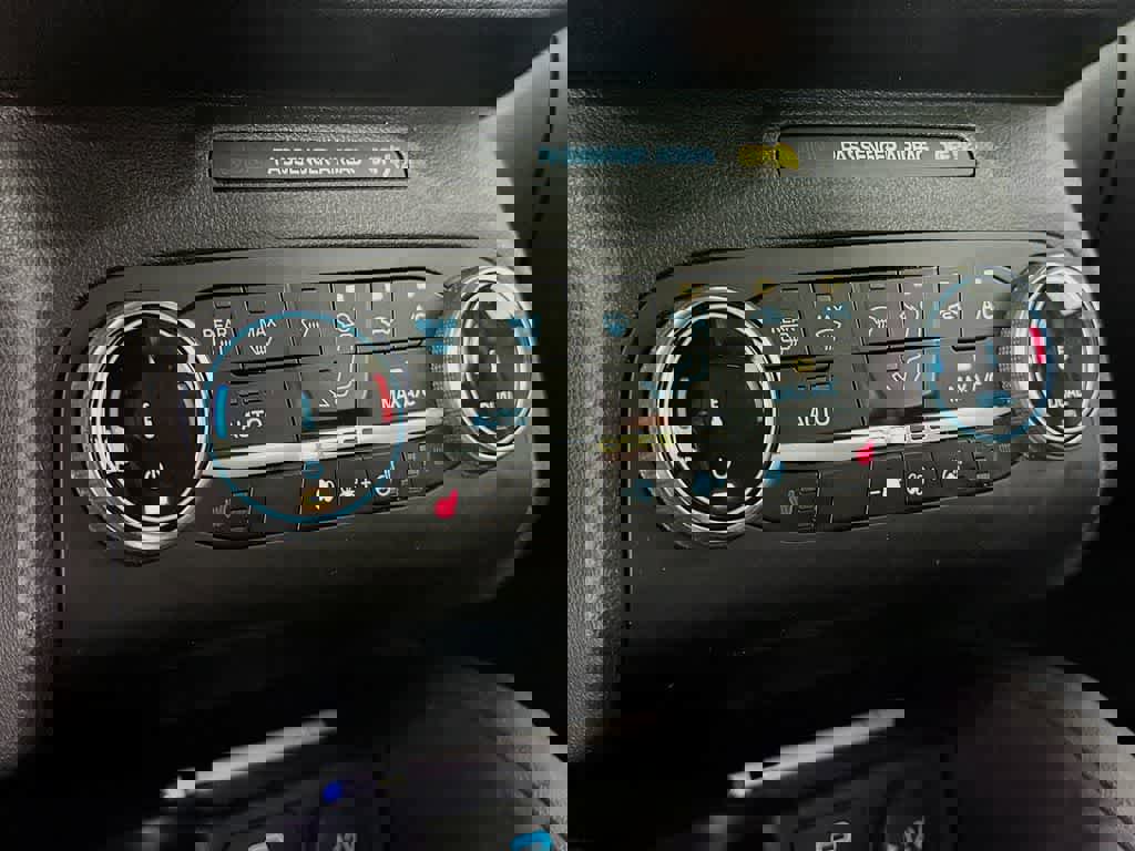 Certified 2023 Ford Escape ST-Line image 18