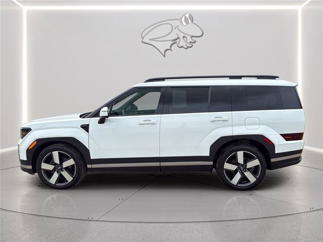Used 2024 Hyundai Santa Fe Limited AWD/4WD image 2