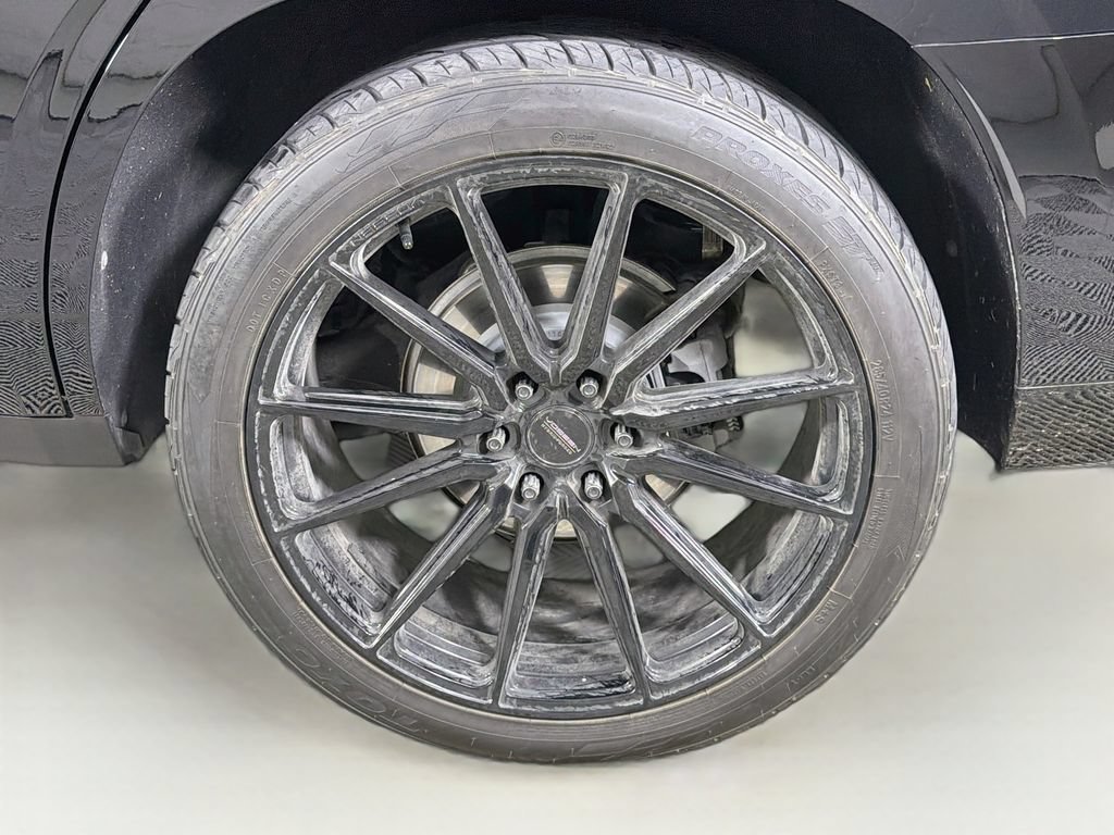 Used 2022 Cadillac Escalade Luxury AWD/4WD image 34