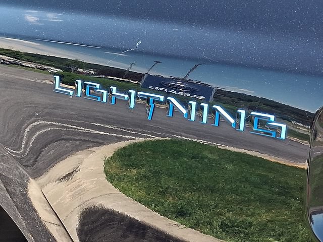 Certified 2025 Ford F150 Lightning Flash AWD/4WD image 33