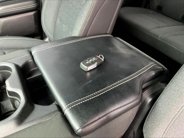 Used 2025 RAM 1500 Big Horn AWD/4WD image 34