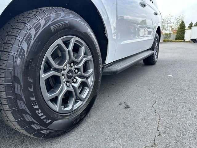 Certified 2025 Ford Expedition Active AWD/4WD image 13