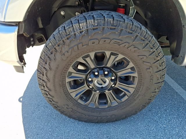 Certified 2022 Ford F350 Lariat w/ Tremor Off-Road Package AWD/4WD image 36