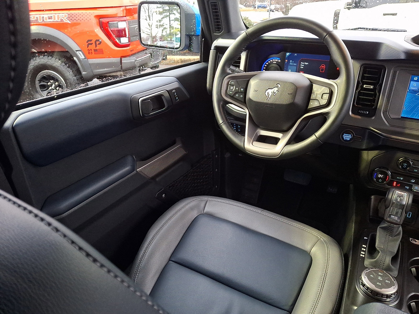 Certified 2023 Ford Bronco Outer Banks w/ Sasquatch Package image 14