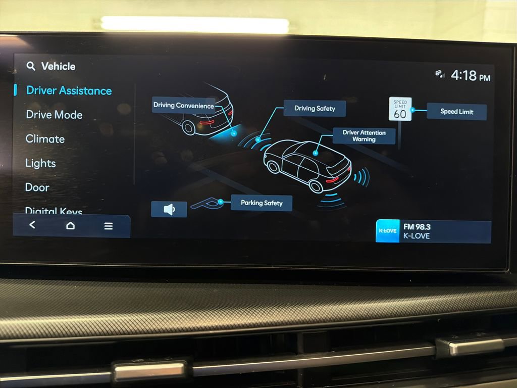 Used 2024 Hyundai Santa Fe SEL FWD image 27