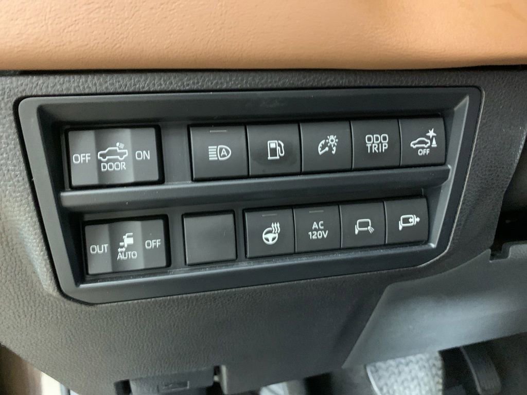 Used 2025 Toyota Tundra 1794 Edition AWD/4WD image 19