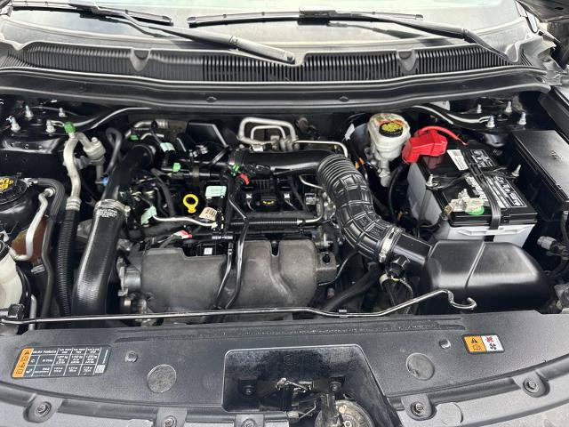Certified 2019 Ford Explorer XLT w/ Equipment Group 202A FWD image 10