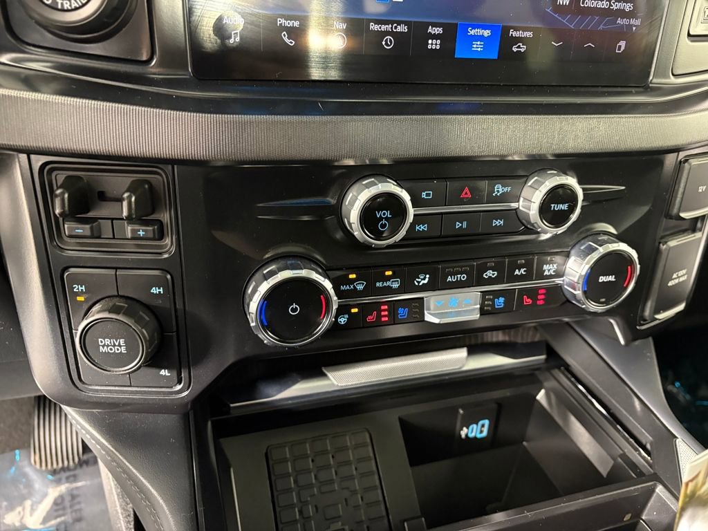 Certified 2025 Ford F450 Platinum w/ FX4 Off-Road Package image 19