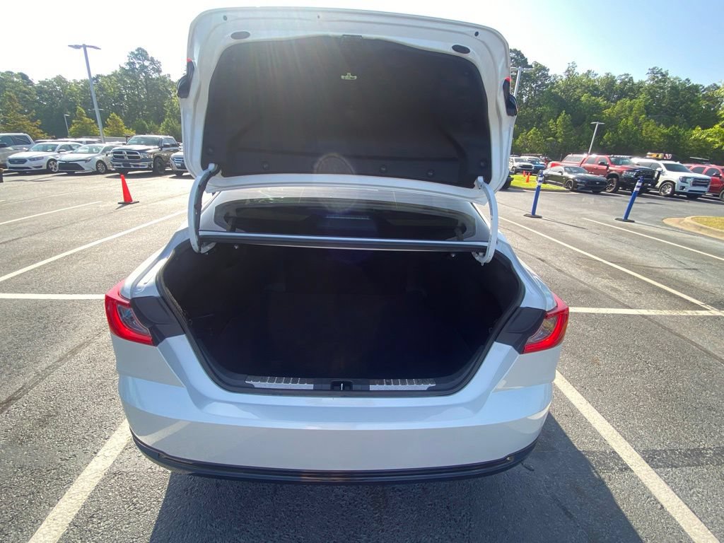 Used 2026 Toyota Camry XLE FWD image 26