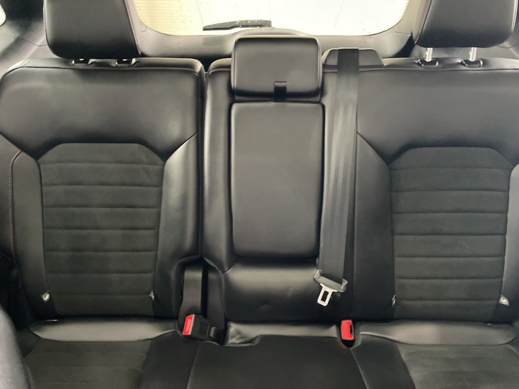 Certified 2023 Ford Edge ST-Line w/ Class II Trailer Tow Package image 32