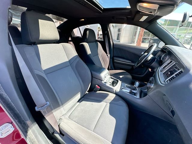Used 2019 Dodge Charger SXT image 31