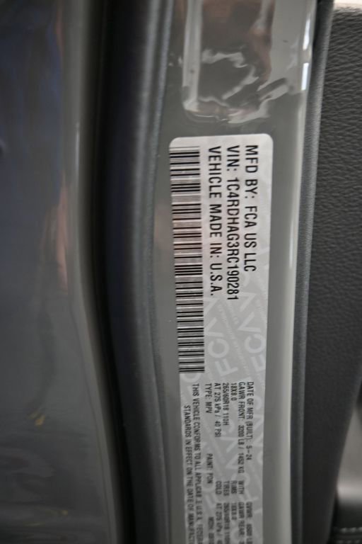 Used 2024 Dodge Durango SXT w/ 3rd Row Seating Group image 59