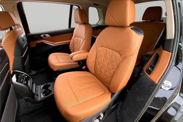 Used 2024 BMW X7 xDrive40i AWD/4WD image 21