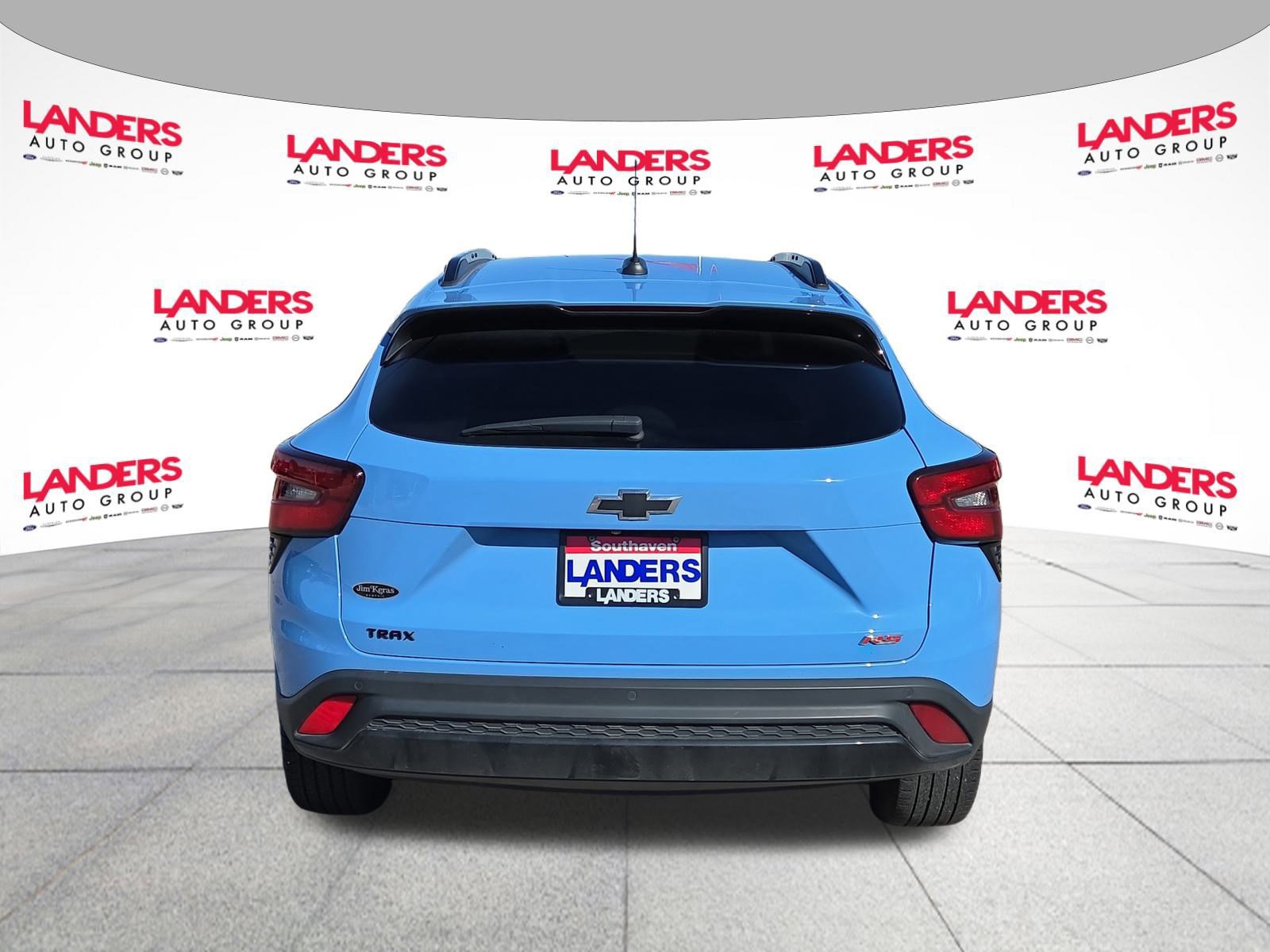 Used 2024 Chevrolet Trax RS w/ Driver Confidence Package FWD image 4