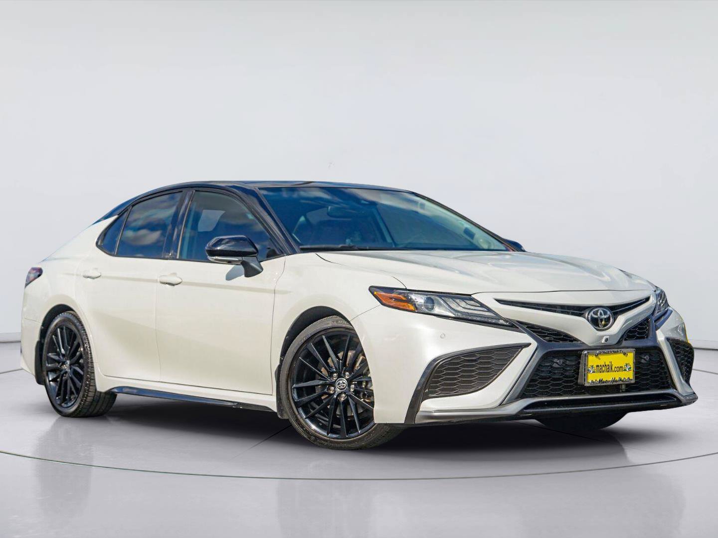 Used 2021 Toyota Camry XSE w/ Navigation Package FWD image 1