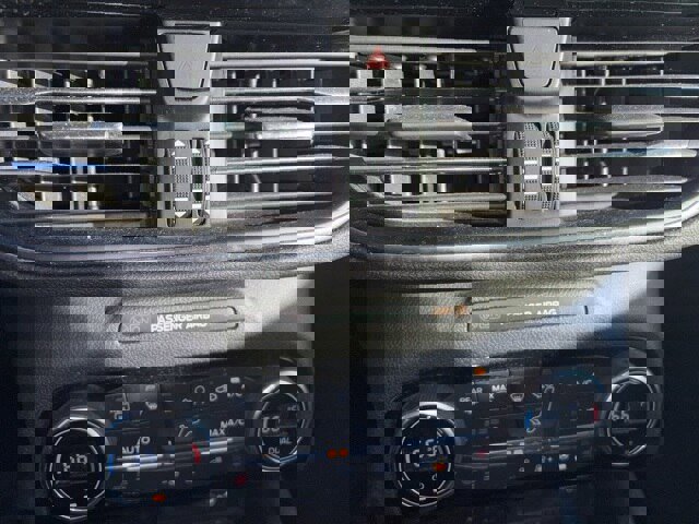 Certified 2021 Ford Escape Titanium w/ Titanium Elite Package image 26