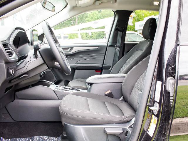 Certified 2025 Ford Escape Active AWD/4WD image 18
