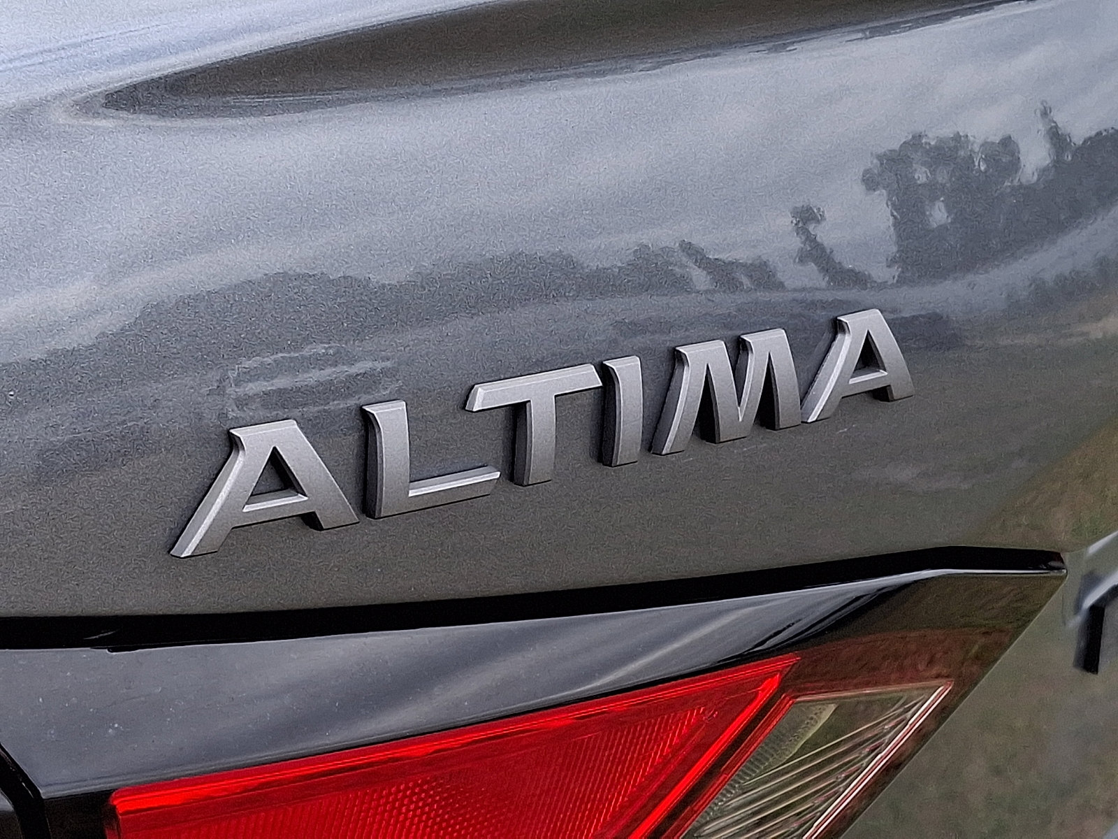 Used 2024 Nissan Altima 2.5 SR FWD image 4