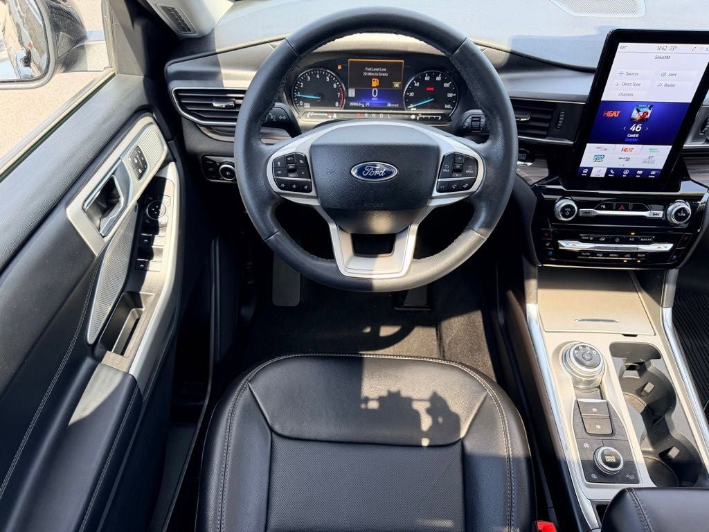 Certified 2023 Ford Explorer Limited w/ Limited Technology Package AWD/4WD image 20