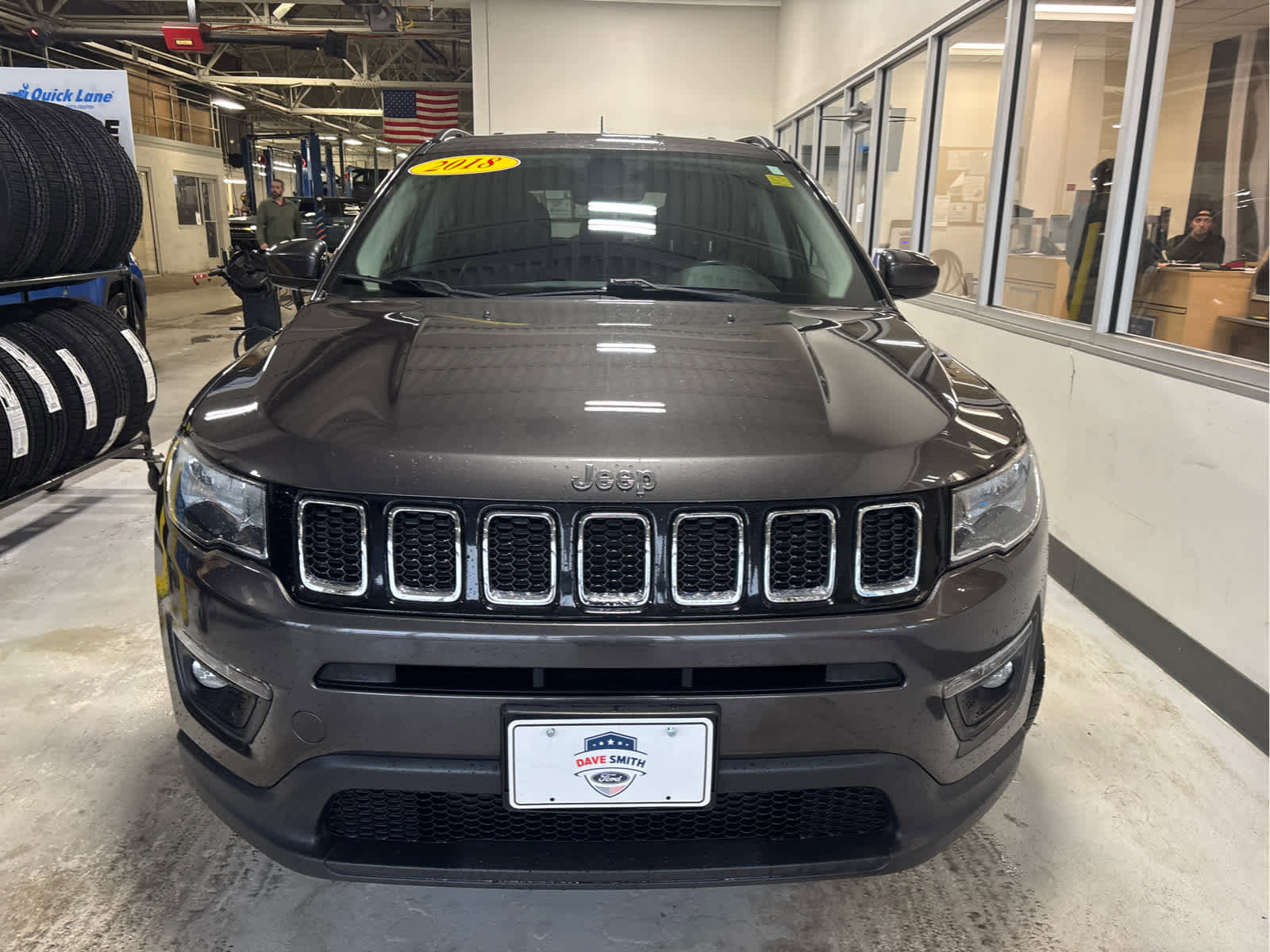 Used 2018 Jeep Compass Latitude w/ Cold Weather Group image 3