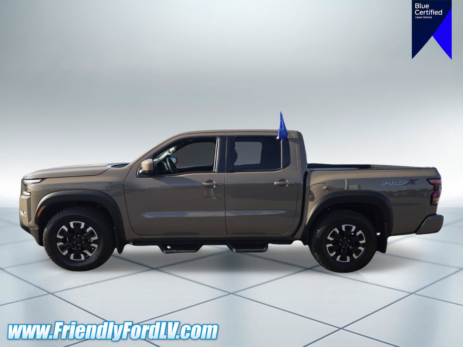 Used 2022 Nissan Frontier Pro-X RWD image 3