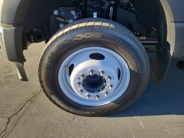 Certified 2026 Ford F550 2WD Crew Cab w/ XLT Value Package image 29