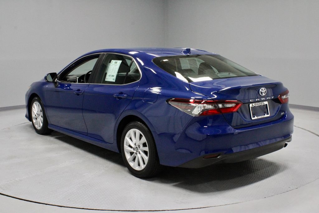 Used 2023 Toyota Camry LE w/ Convenience Package FWD image 8