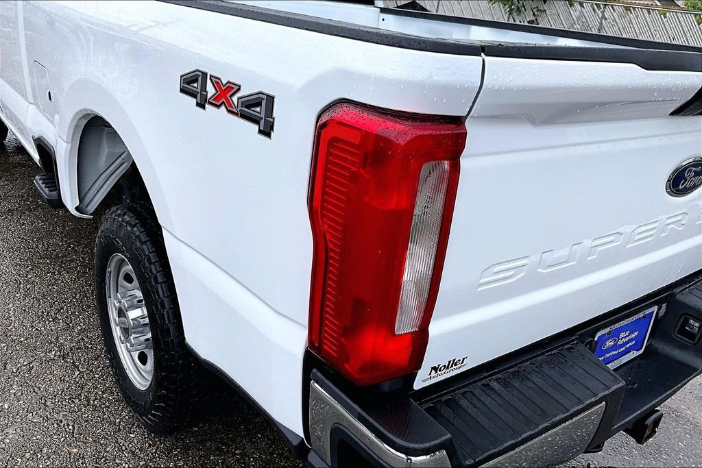 Certified 2023 Ford F250 XL w/ XL Chrome Package AWD/4WD image 31