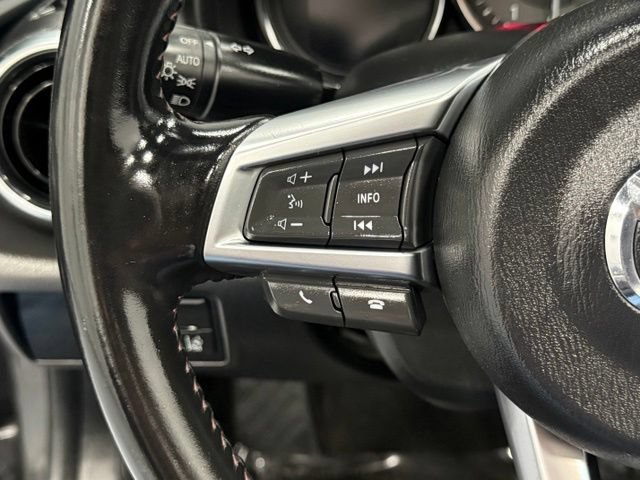 Used 2018 MAZDA MX-5 Miata Grand Touring RWD image 23