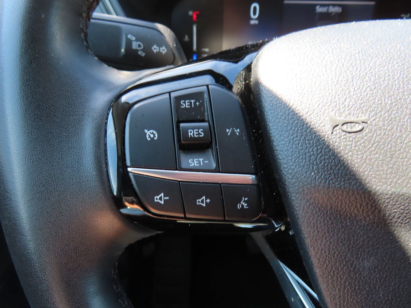 Certified 2024 Ford Escape Active AWD/4WD image 18
