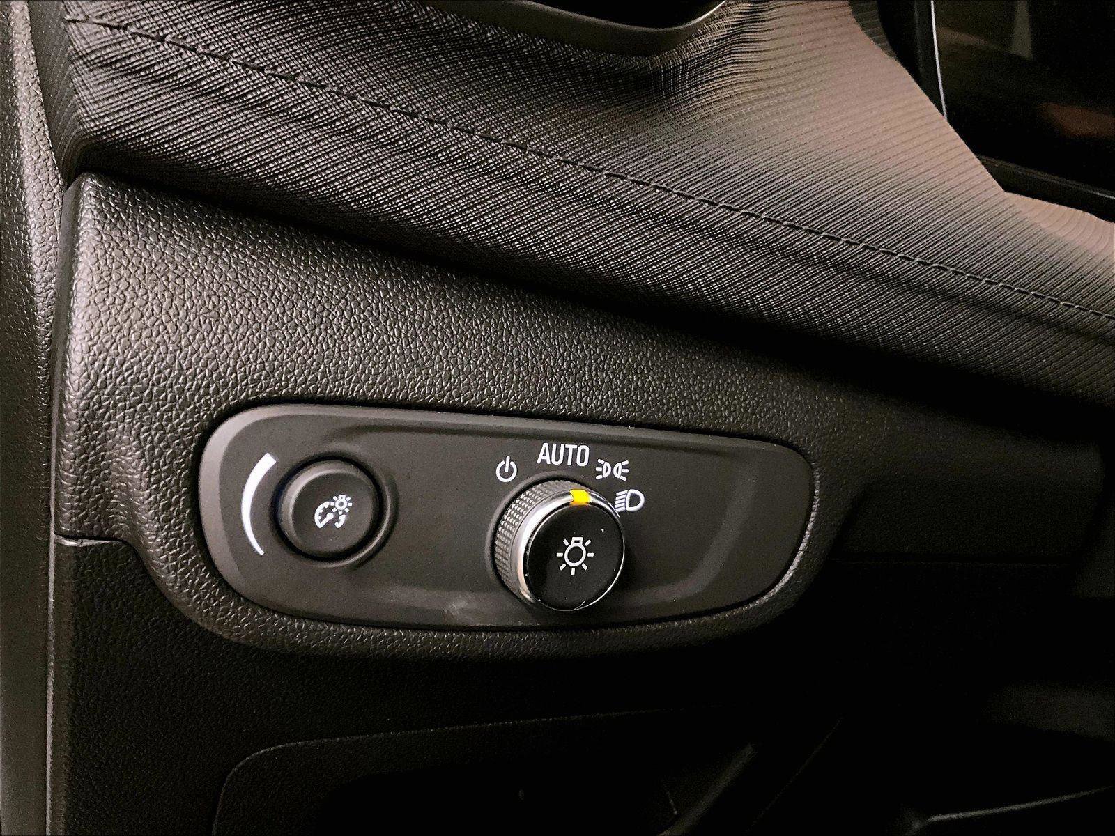 Used 2024 Chevrolet TrailBlazer LT w/ Convenience Package image 30