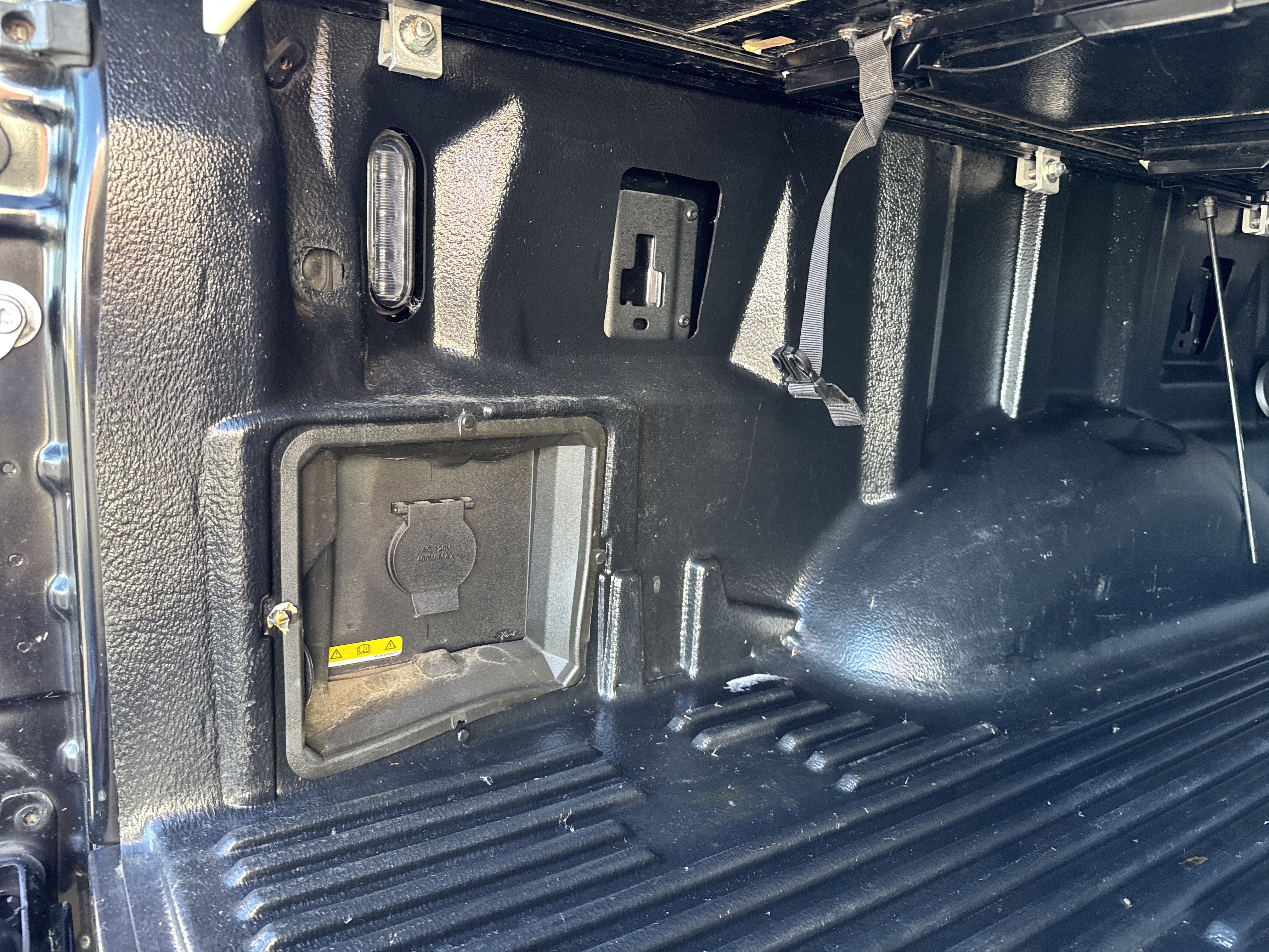 Certified 2021 Ford F150 Lariat w/ Equipment Group 502A High image 22