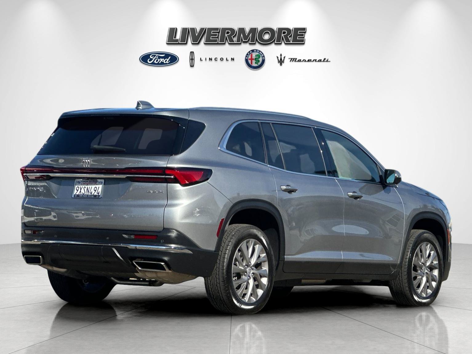 Used 2026 Buick Enclave Preferred w/ Power Package FWD image 3