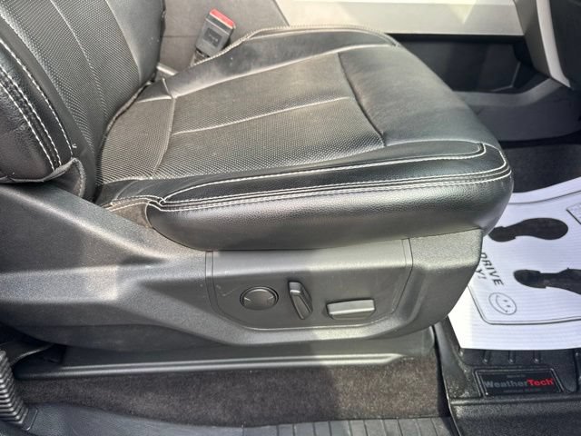 Certified 2019 Ford F150 Lariat w/ Equipment Group 502A Luxury AWD/4WD image 15