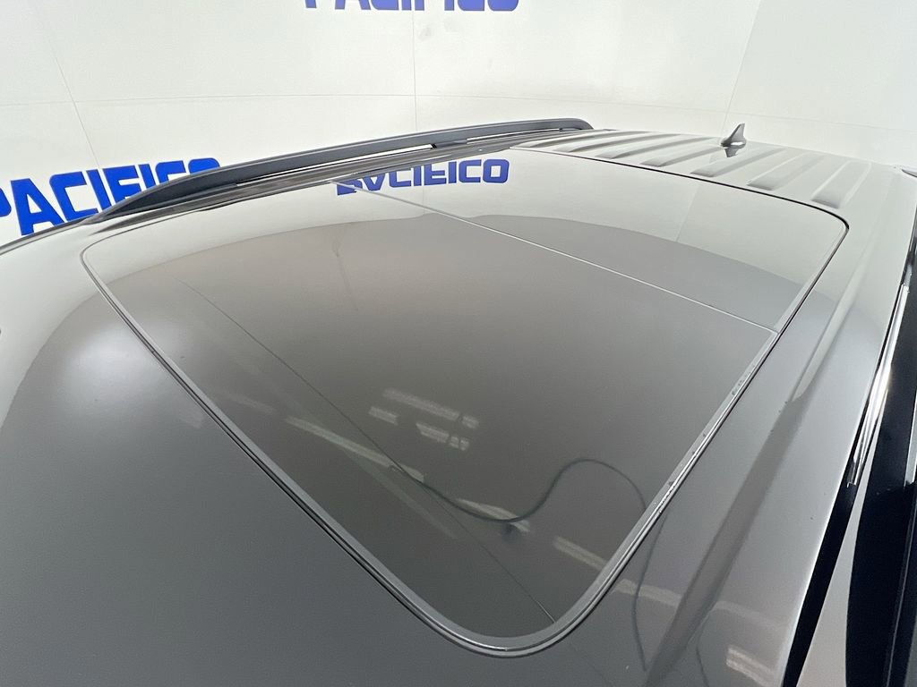 Certified 2024 Ford Explorer XLT w/ Equipment Group 202A image 17