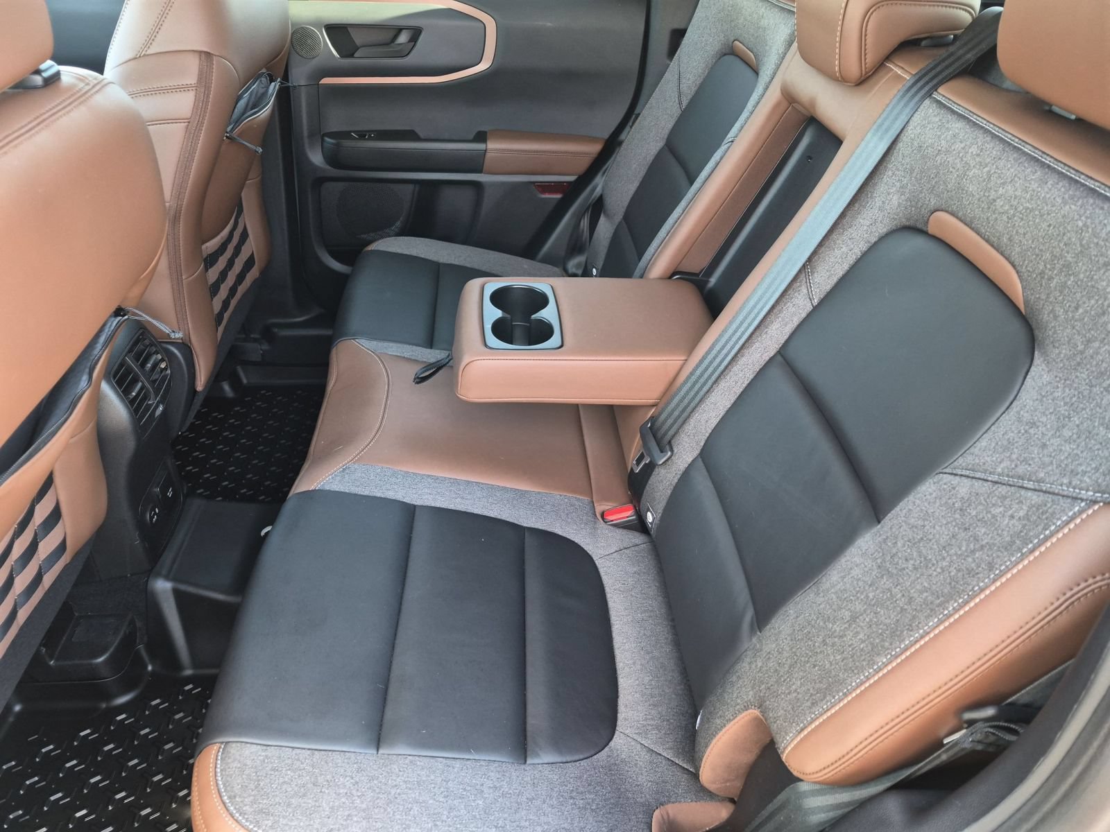 Certified 2022 Ford Bronco Sport Outer Banks w/ Tech Package AWD/4WD image 25